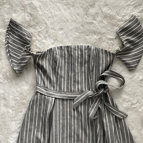 FashionNova Striped Off the Shoulder Dress - Picture 3 of 9